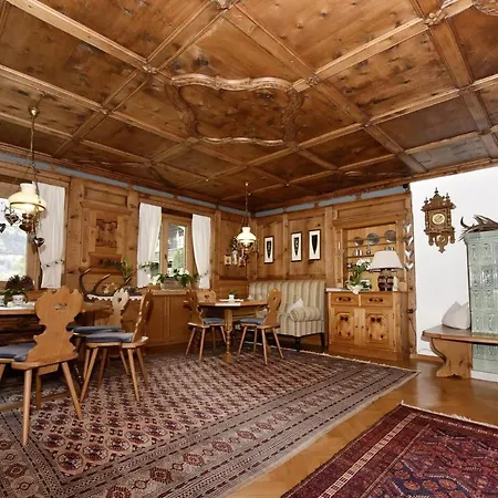Apartment Haus Salzgeber-mugg